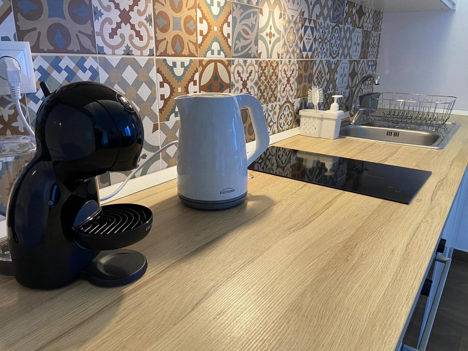 Apartamento A Casinha Angra do Heroísmo Habitación foto